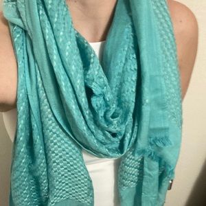 Adrienne Vittadini scarf